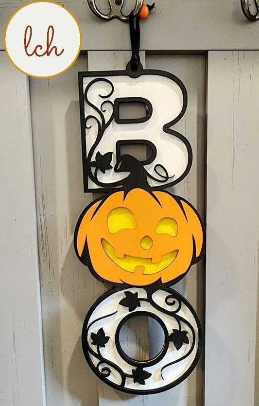 Spooky Hand-Painted Wooden 'Boo' Jack-o-Lantern Wall Hangers – Perfect Halloween Decor!