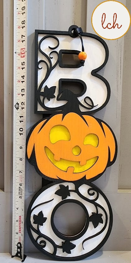 Spooky Hand-Painted Wooden 'Boo' Jack-o-Lantern Wall Hangers โ Perfect Halloween Decor!